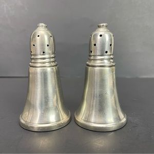Lunt Pewter Salt & Pepper Shakers p-628 Gothic Vintage *Scratches Scuffs Dents*